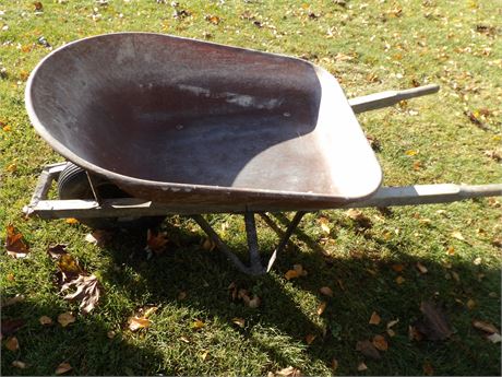 WHEELBARROW