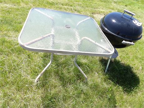 PATIO TABLE - GRILL