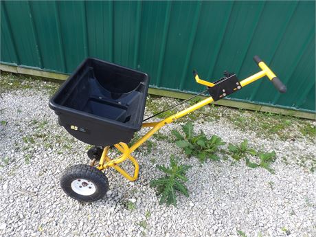 YARDWORKS LAWN SPREADER