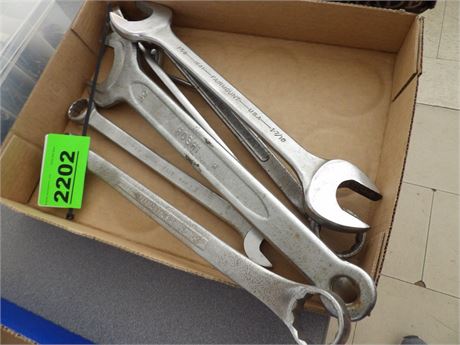 HEAVY DUTY WRENCHES