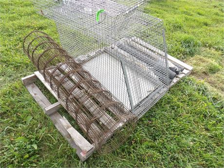 ANIMAL CAGES - ROLLS OF WIRE FENCING
