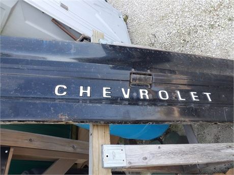 CHEVROLET TAIL GATE