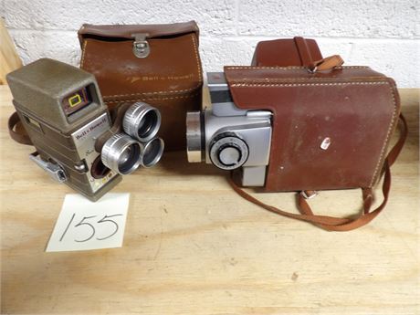 BELL & HOWELL CAMERA  W / CASE - VINTAGE KODAK CAMERA W / CASE