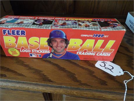 FLEER BASEBALL TRADING CARDS & LOGO STICKERS