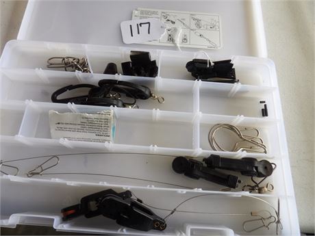 LINE RELEASE CLIPS W/ PLASTIC ORGANIZER