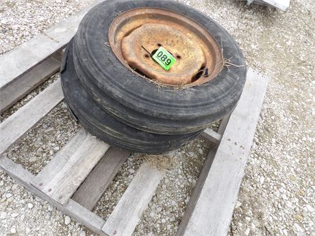 CARLISLE 5.00-15 TIRES W / 4 BOLT RIM