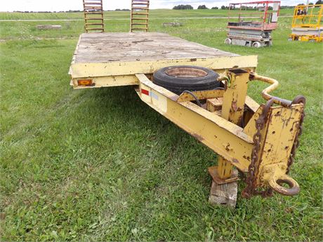 1989 BEST TRAILER 15'x5' DOVE TAIL ( 2 RAMPS )