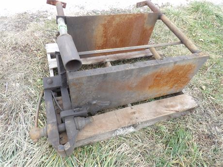 STEEL BENCH W / VISE