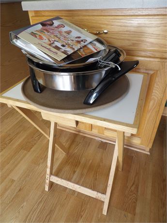 SALADMASTER ELECTRIC FRY PAN W / BOOK - TV STAND TRAY