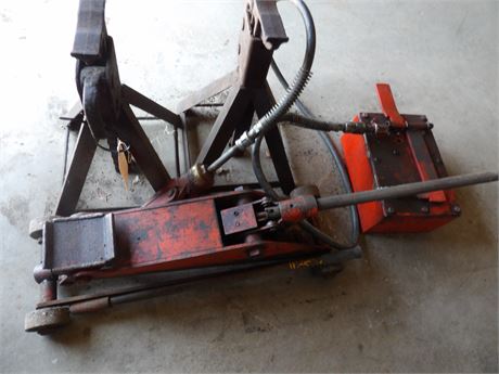 FLOOR JACK - JACK STANDS ETC