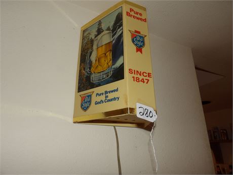 OLD STYLE ELECTRIC SIGN