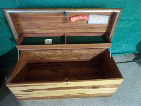 LANE CEDAR CHEST