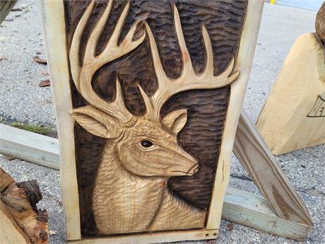 BUCK CHAINSAW WOOD CARVING