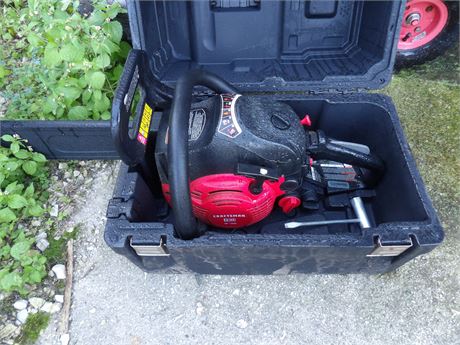 CRAFTSMAN CHAIN SAW W / CASE