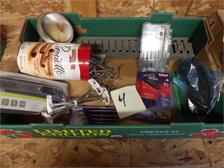 FLAT DRILL BITS - PEG HOOKS ETC