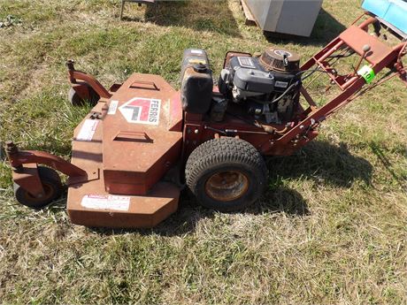 FERRIS WALK BEHIND MOWER - W / KAWASAKI GAS ENGINE