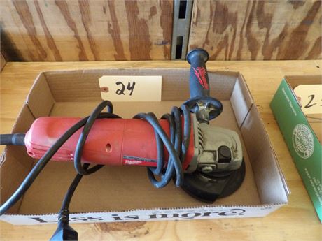 MILWAUKEE 4.5" GRINDER