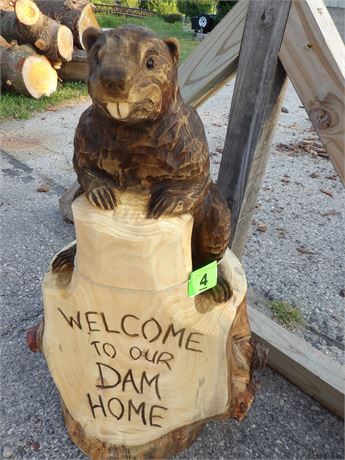BEAVER CHAINSAW WOOD CARVING