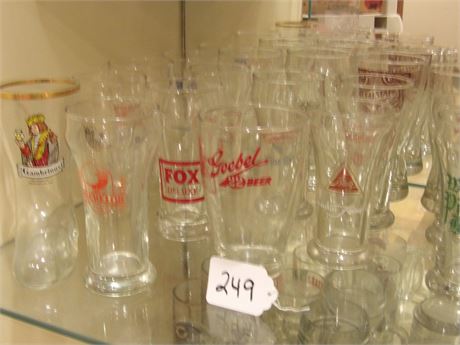 ASSORTMENT OF ADVERTISING GLASSES ( 1 SHELF )