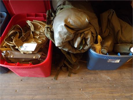 CAMPING/MILITARY EQUIPMENT