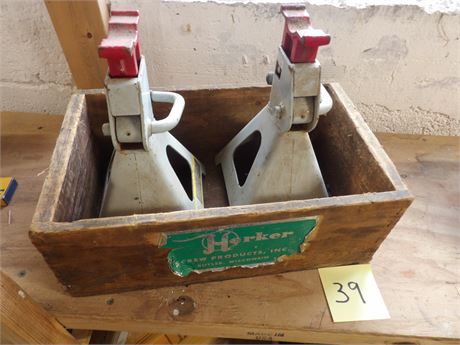 JACK STANDS - WOOD BOX