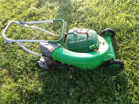 LAWN BOY PUSH MOWER