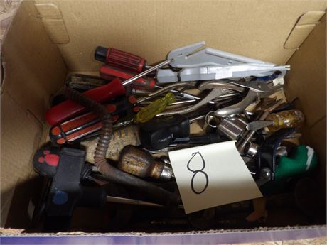 SMALL BOX MISC TOOLS