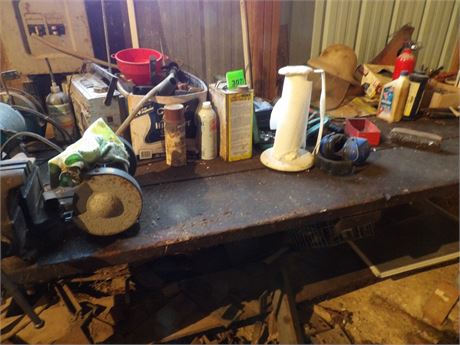 WORK BENCH CLEAN UP ( NOT BENCH )