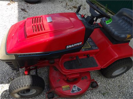 SNAPPER RIDER 16HP HYDRAULIC 42" CUT