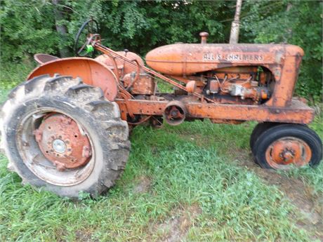 ALLIS CHALMERS WD PARTS TRACTOR - ENGINE LOOSE