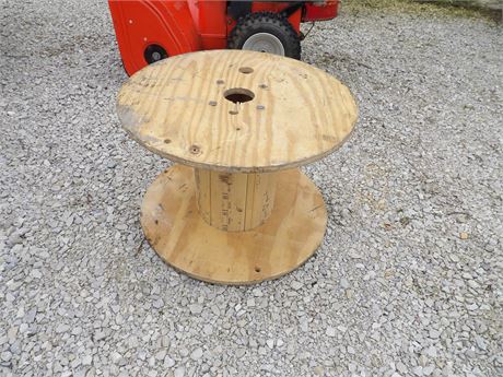 SMALL WOODEN SPOOL ( APPROX. 12" TALL )