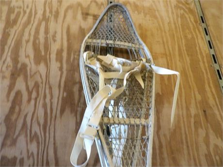 SNOW SHOES