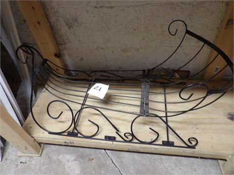 OUTDOOR PLANTER SLED