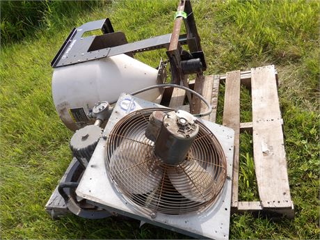 (2) FANS - POLARIS ATV SPREADER