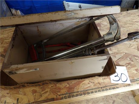 STORAGE BOX W / HACKSAW