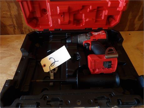 MILWAUKEE 1/2" HAMMER DRILL/DRIVER