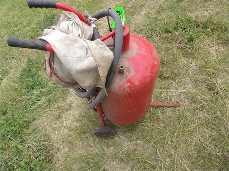 10 GAL. SAND BLASTER