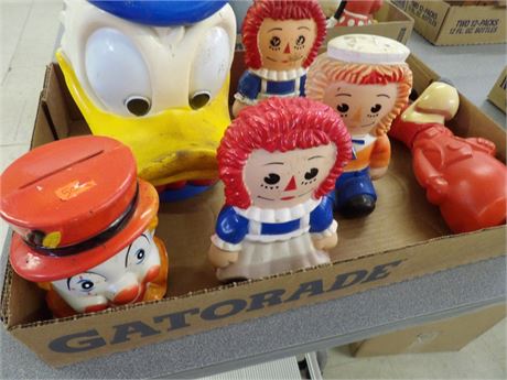 RAGGEDY ANN AND ANDY - DISNEY CHARACTERS ( HARD PLASTIC ) COIN BANKS
