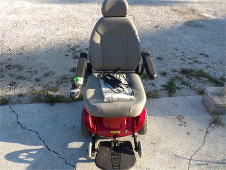 "JAZZY" PRIDE SELECT GT AUTOMATIC WHEELCHAIR