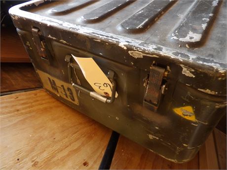 VINTAGE CASE