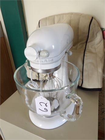 KITCHEN AID BLENDER W / COVER