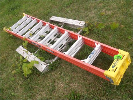 WERNER STEP LADDER 10'