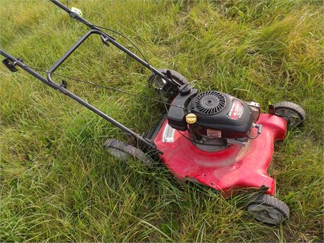 YARD MACHINE PUSH MOWER