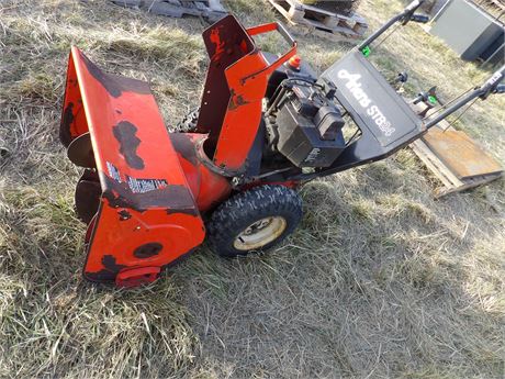 ARIENS ST824 SNOWBLOWER