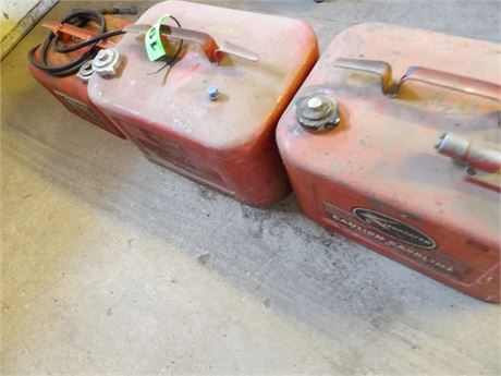GAS CANS ( 3 )