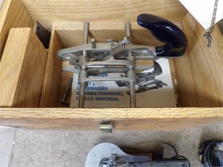 RECORD COMBINATION PLANE