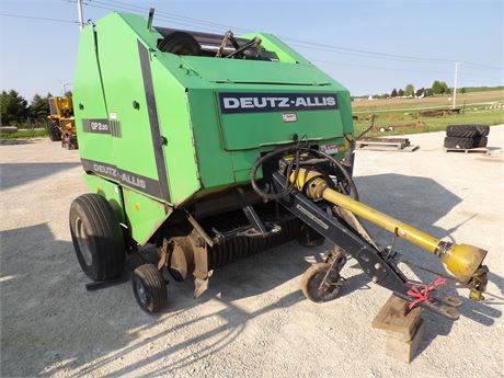 DEUTZ - ALLIS GP 2.50 ROUND BALER