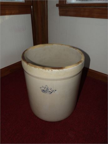 #4 CROCK