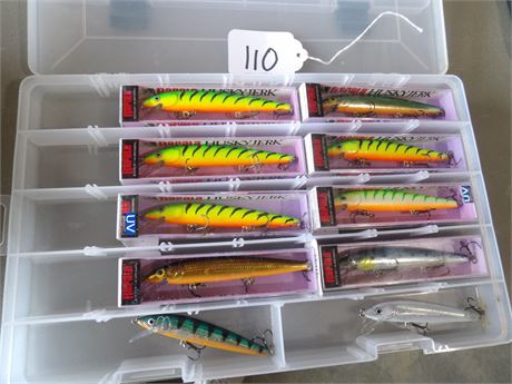 RAPALA HUSKY JERK FISHING LURES - W / PLASTIC ORGANIZER