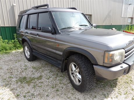 2004 LAND ROVER ( W / TITLE ) SHOWING 151,371 MILES
